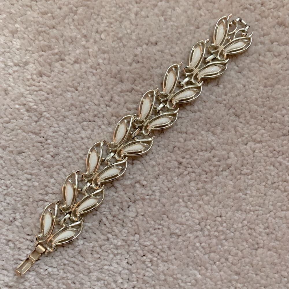 Vintage Gold Butterfly Bracelet